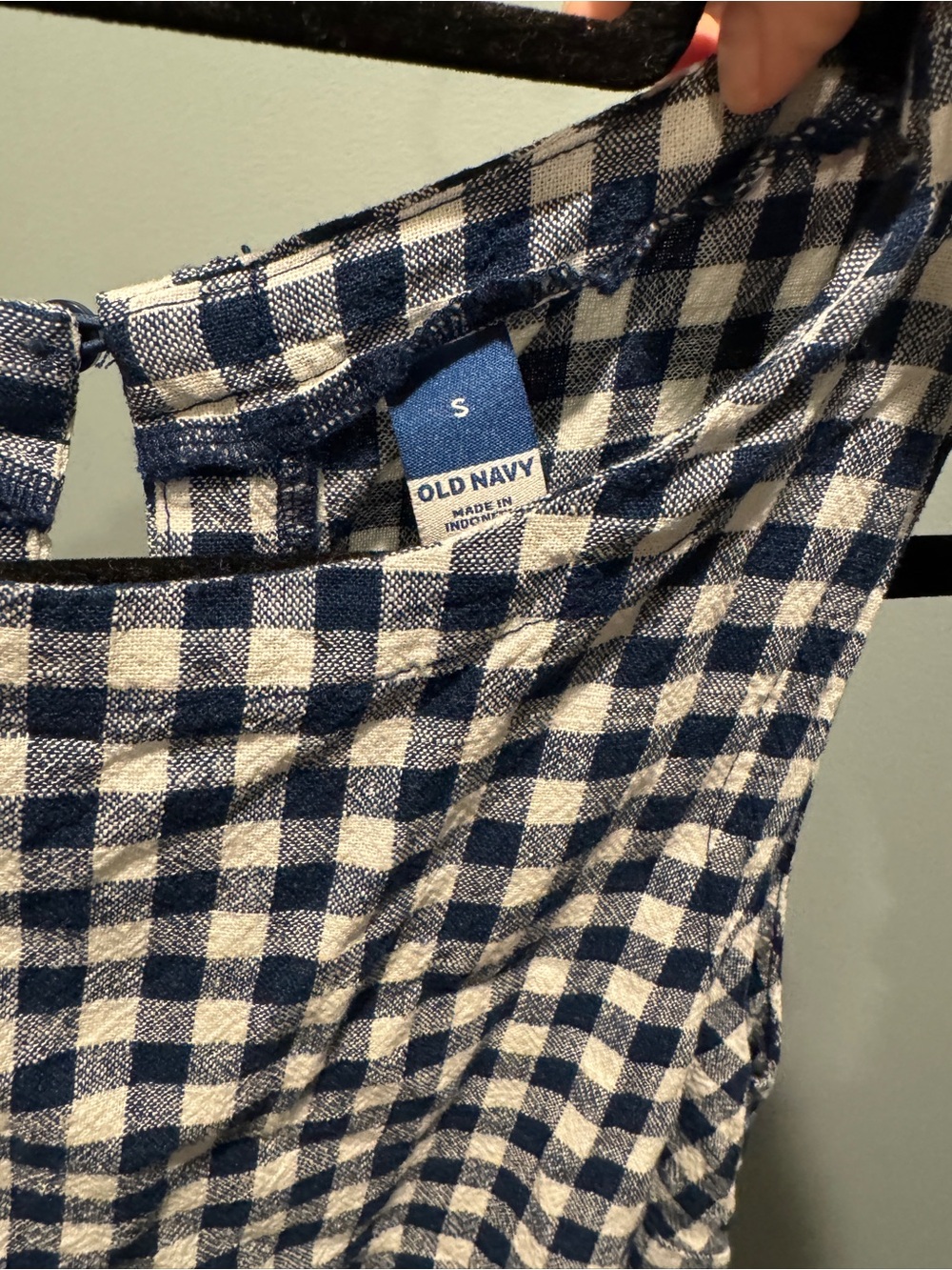 Old Navy Navy and White Gingham Sleeveless Shift Dress - Picture 3 of 3